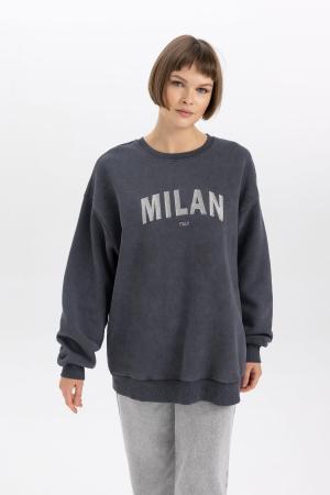 Relax Fit Crew Neck Thick Washed Faded Effect Sweatshirt