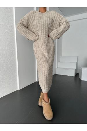 Braided wool dress with a narrow neck